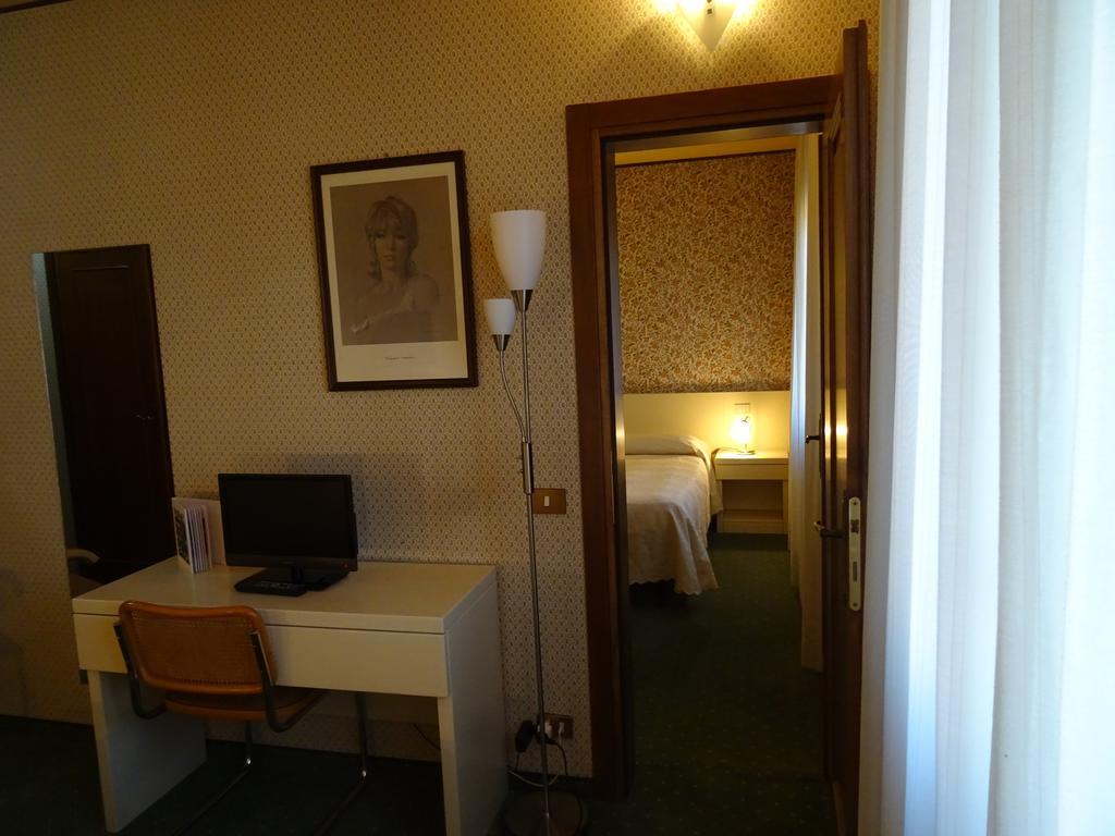 ברגה Hotel La Pergola מראה חיצוני תמונה