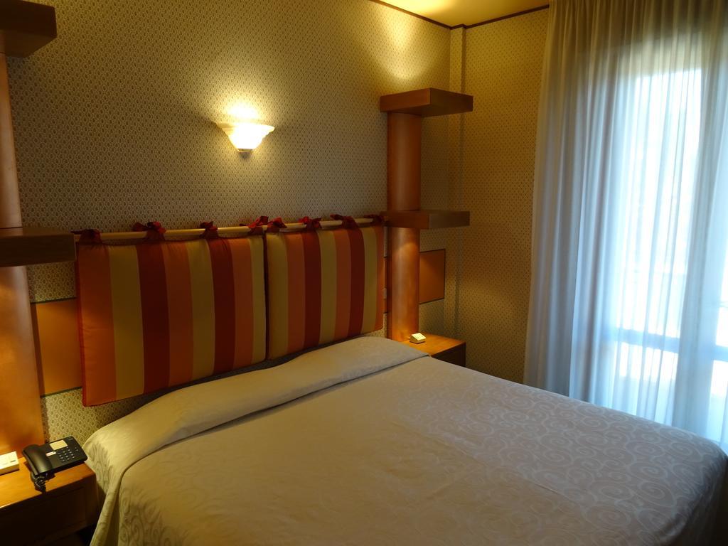 ברגה Hotel La Pergola מראה חיצוני תמונה