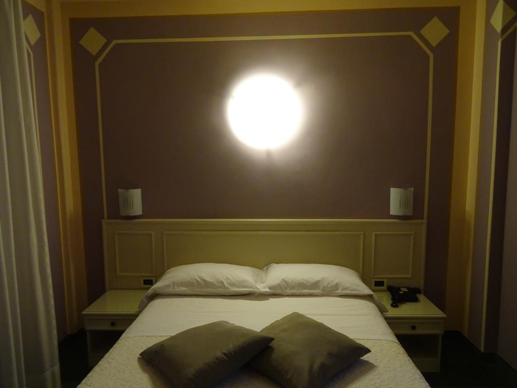 ברגה Hotel La Pergola מראה חיצוני תמונה