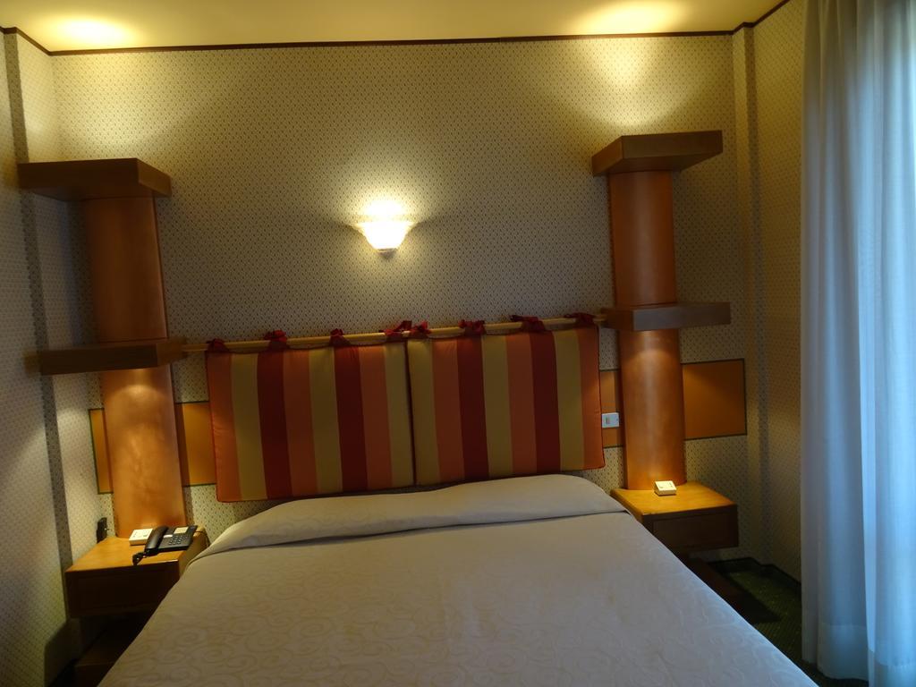 ברגה Hotel La Pergola מראה חיצוני תמונה
