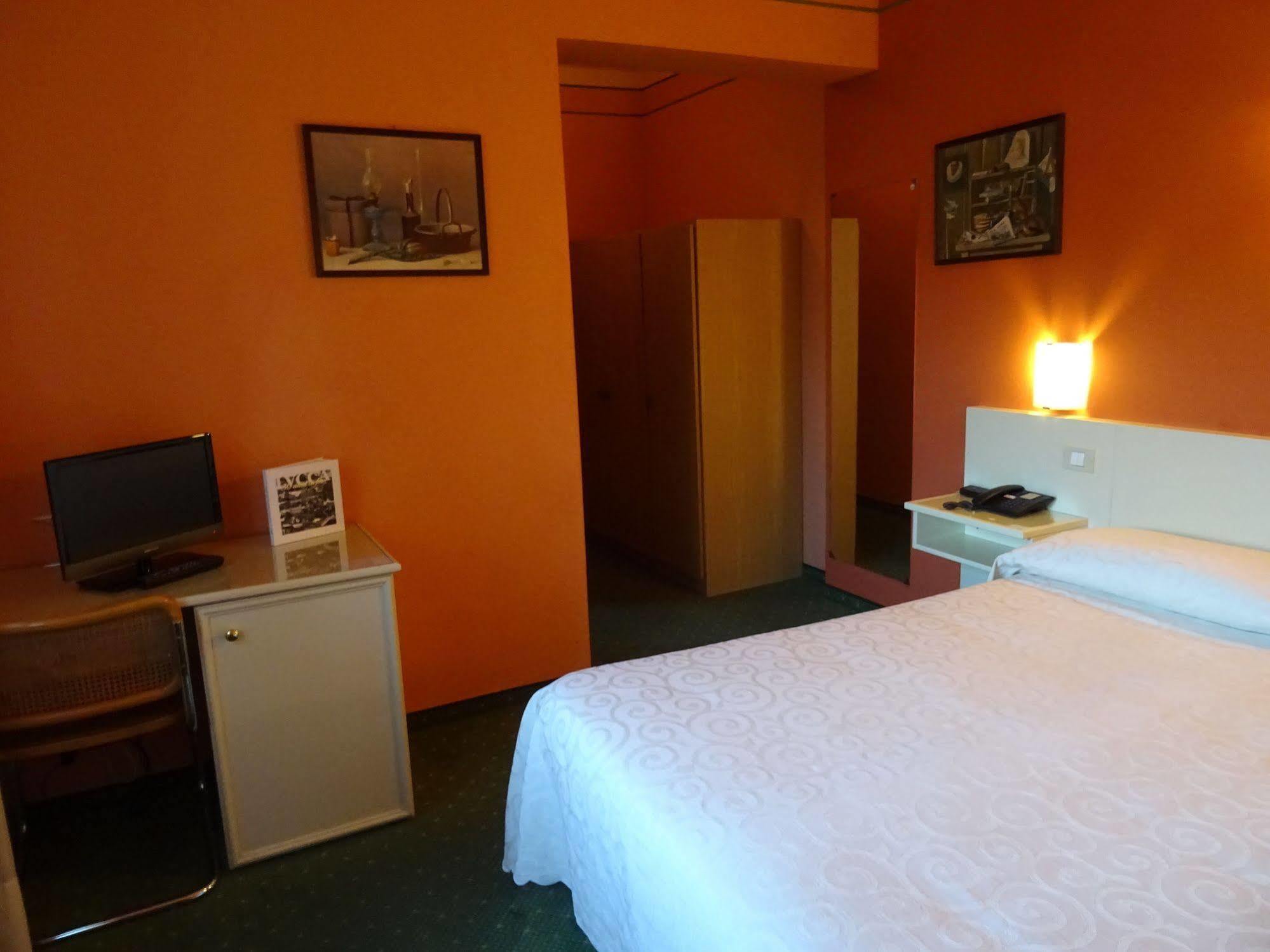 ברגה Hotel La Pergola מראה חיצוני תמונה