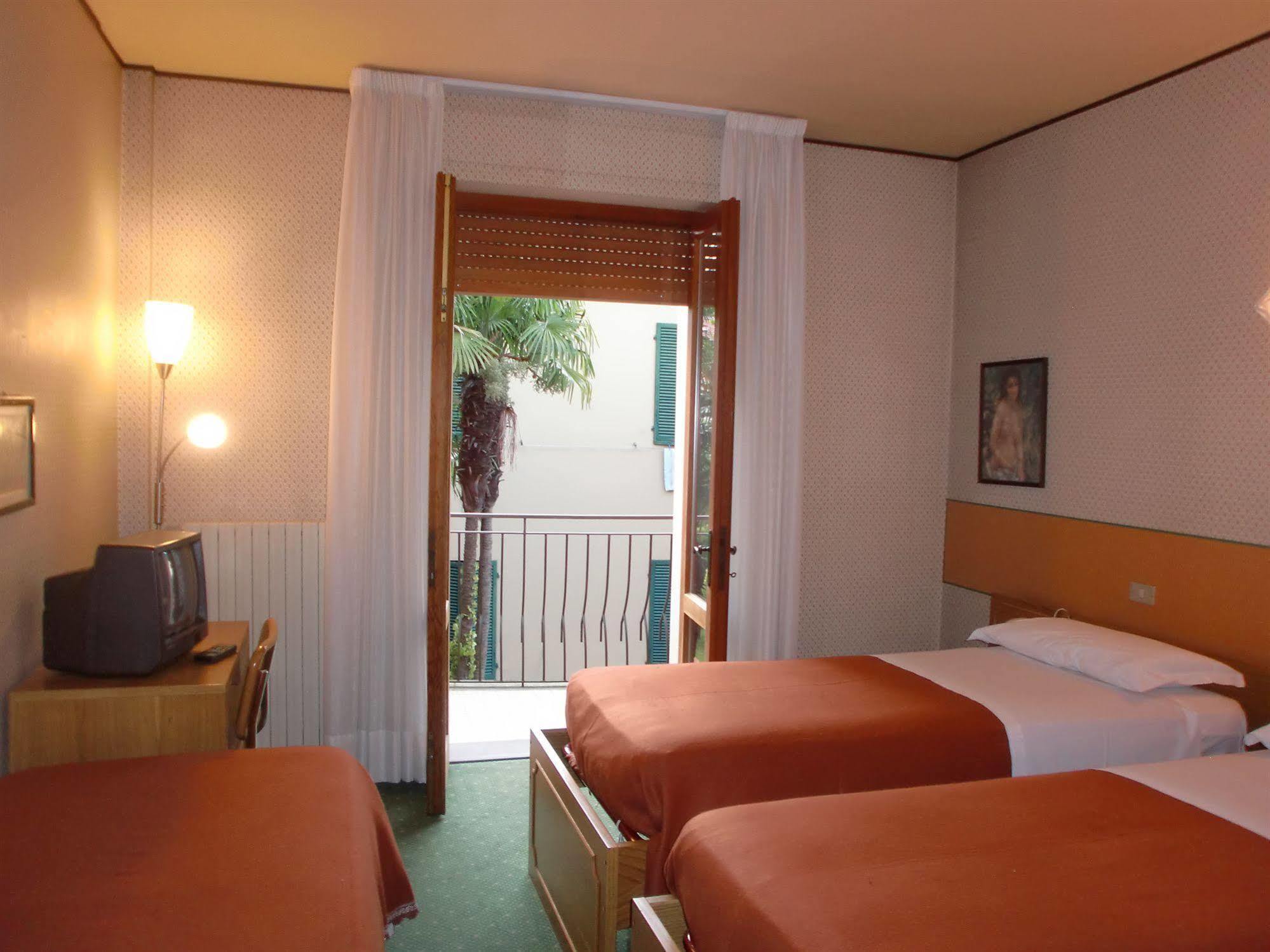 ברגה Hotel La Pergola מראה חיצוני תמונה
